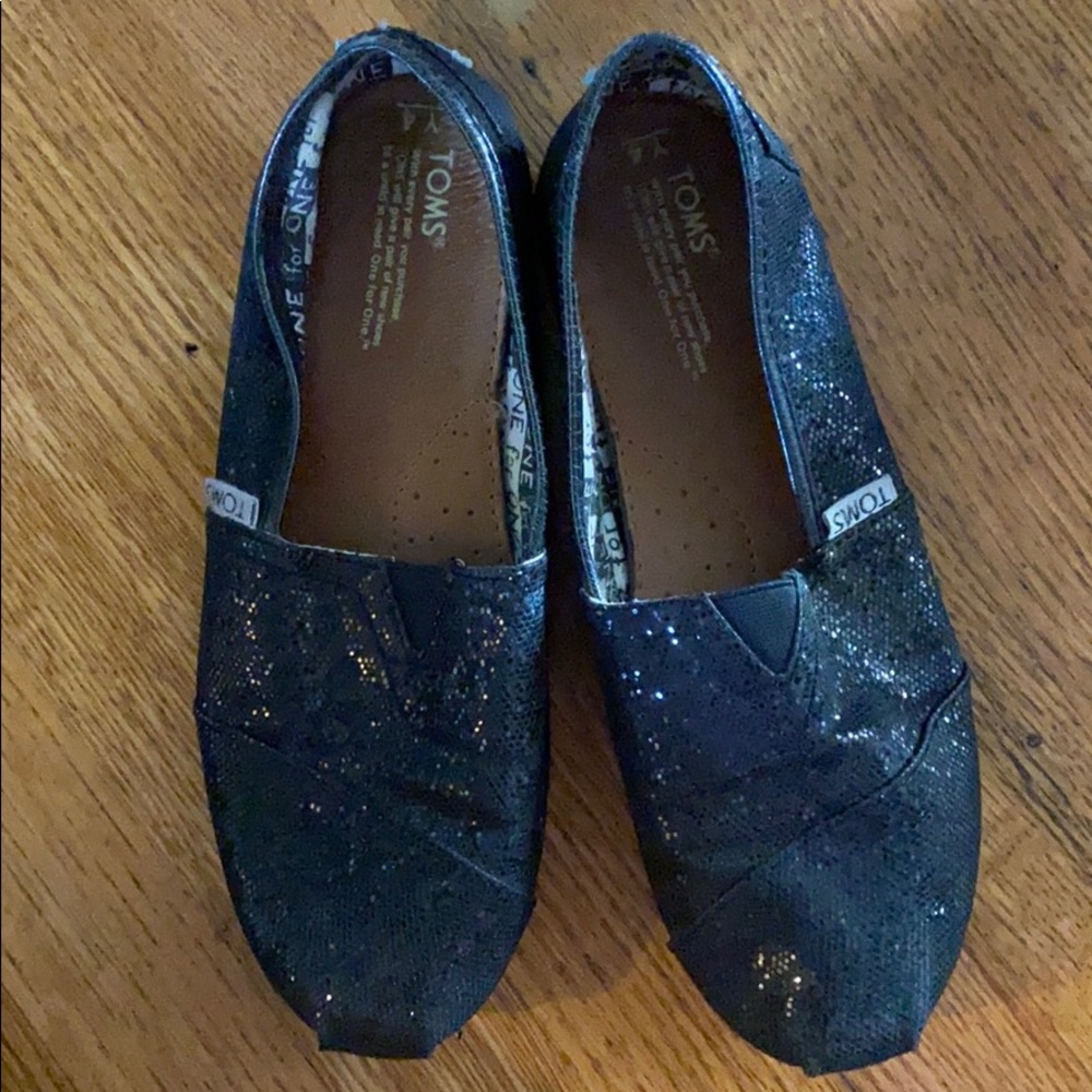 TOMS black glitter flats Y4/ 6.5